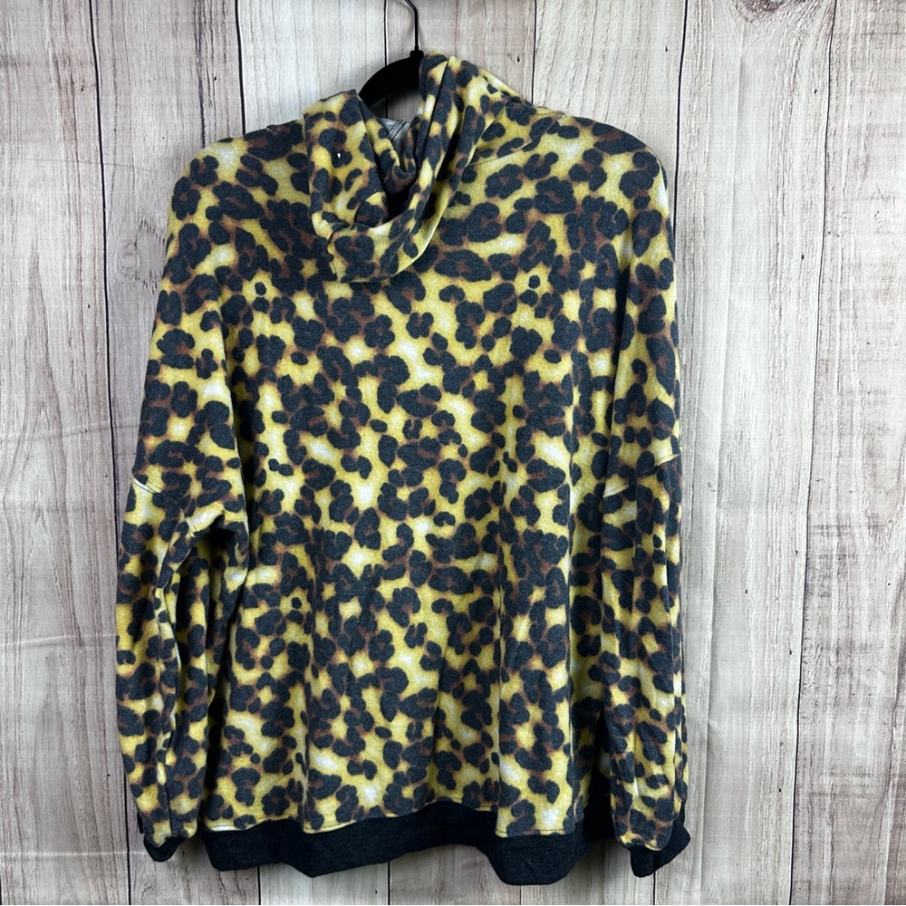 Leopard Print Drawstring Hoodie - Picture 5 of 6